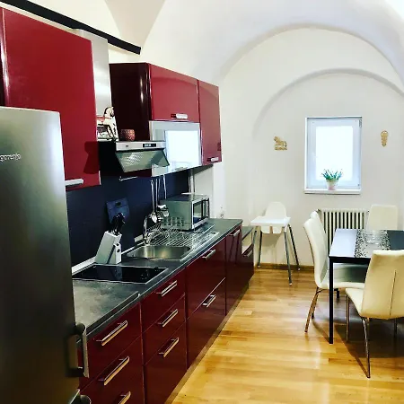 Kovacska Apartment *
